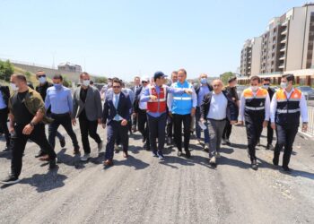 İmamoğlu ve Çalık, Beylikdüzü’ndeki çalışmaları yerinde inceledi