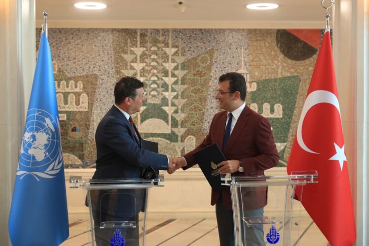 İBB ve UNHRC arasında mültecilere  yönelik iş birliği metni imzalandı