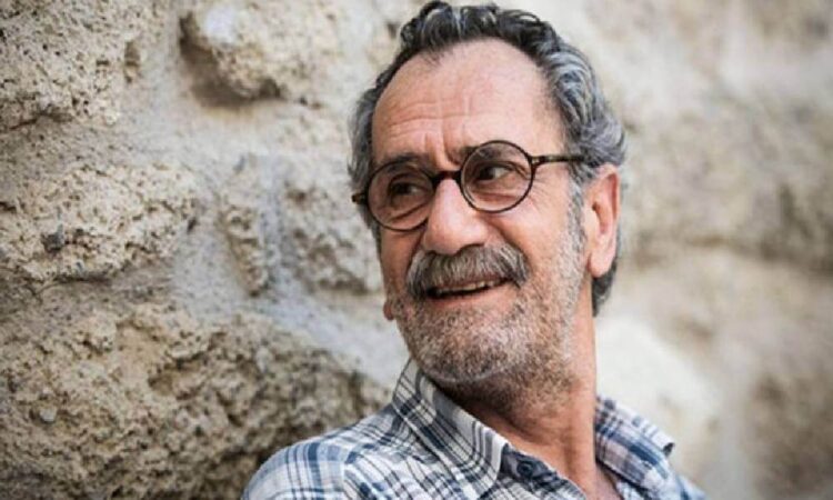 Menderes Samancılar’ın ayakkabı boyacılığı yaptığı fotoğrafı ortaya çıktı