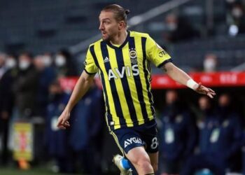 Caner Erkin’den canlı yayında takım arkadaşlarına küfür