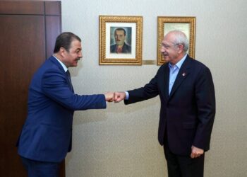 Kılıçdaroğlu, Eğitim-İş heyeti ile görüştü