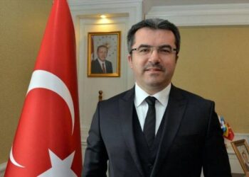 Erzurum Valisi: Verimli dana yetiştiren, benim gözümde sanatçıdır