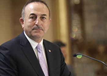 Çavuşoğlu’nun paylaştığı fotoğrafa tepki yağdı