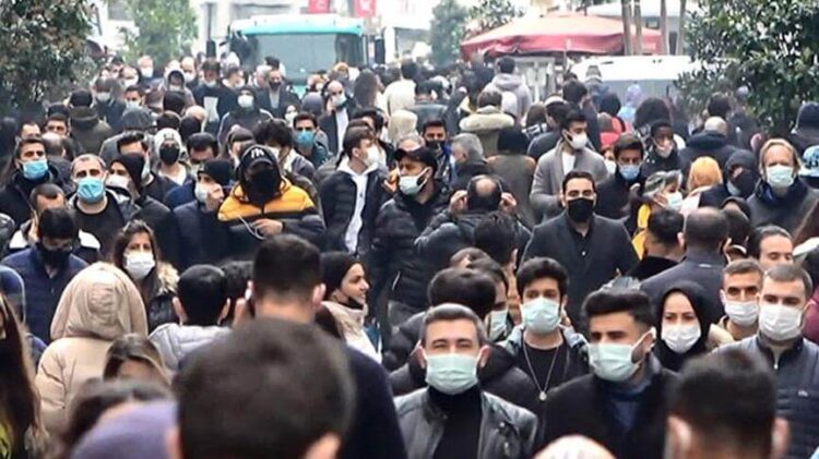 Profesörden ‘uyanın’ notuyla kısıtlama çağrısı