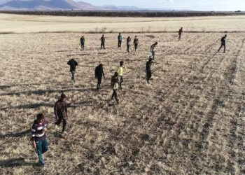 Kaçak Afganlar Türkiye’ye akın akın girerken MSB’den ilginç paylaşım