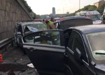 Sarıyer’de TEM Otoyolu’nda feci kaza