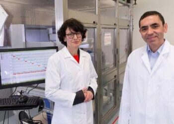 Özlem Türeci ve Uğur Şahin’den yeni aşı açıklaması