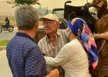 Fotoğraftaki kişinin kim olduğunu öğrenince sildiler