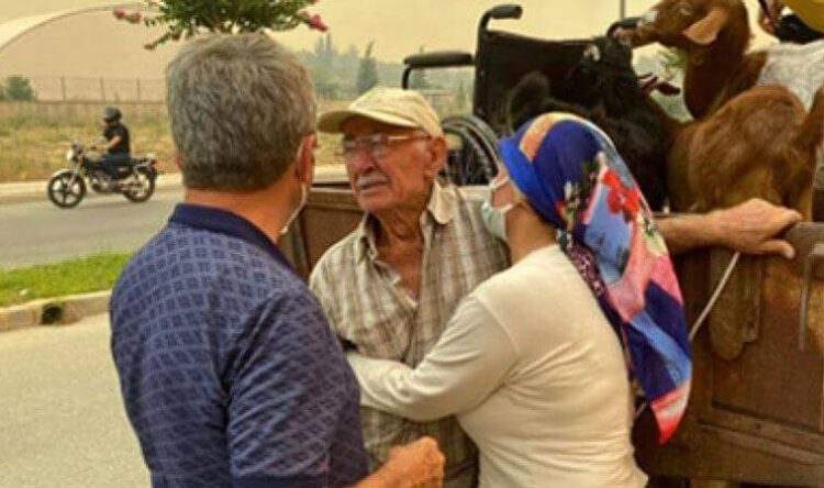 Fotoğraftaki kişinin kim olduğunu öğrenince sildiler