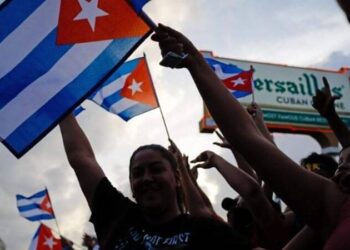 Dünyadan ve Latin Amerika’dan Küba’ya yoğun destek