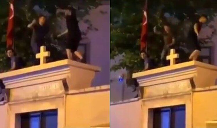 Kilise duvarının üzerine çıkıp oynayan şüpheliler hakkında yeni gelişme