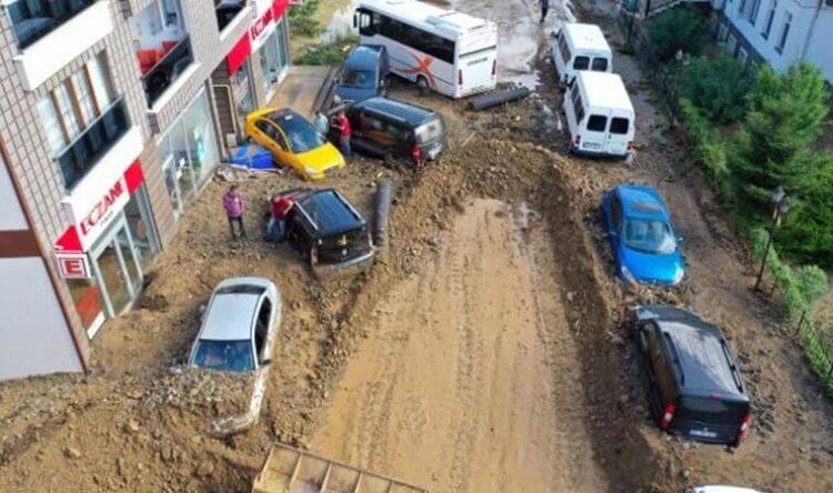 Rize’ye sel uyarısı