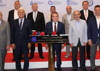 CHP’li 11 Büyükşehir Belediye Başkanından ortak açıklama