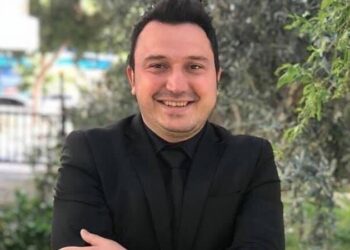 Kavgayı ayırırken satır darbesiyle hayatını kaybetti