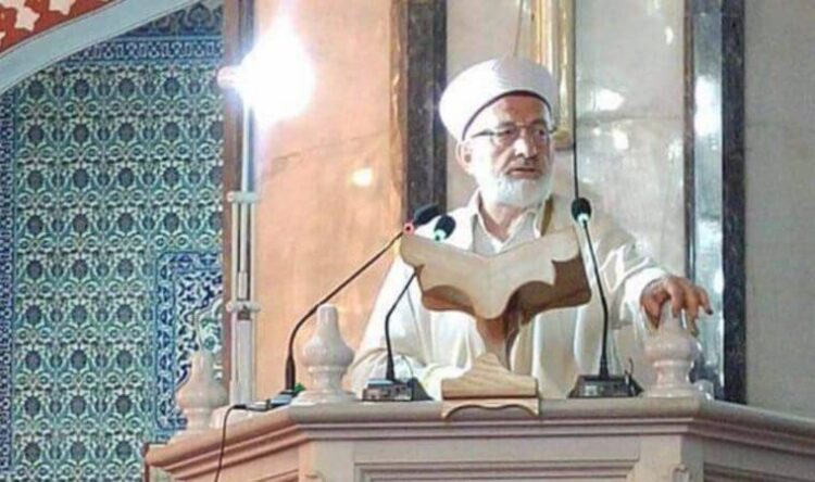 Cami kürsüleri bu kafaya emanet! Müftü mü AKP sözcüsü mü?