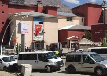 Hakkari İl Emniyet Müdürü yardımcısına silahlı saldırı