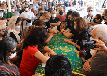 Usta sanatçı Turgay Yıldız son yolculuğuna uğurlandı