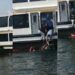 Üsküdar’da bir kadın vapurdan denize düştü