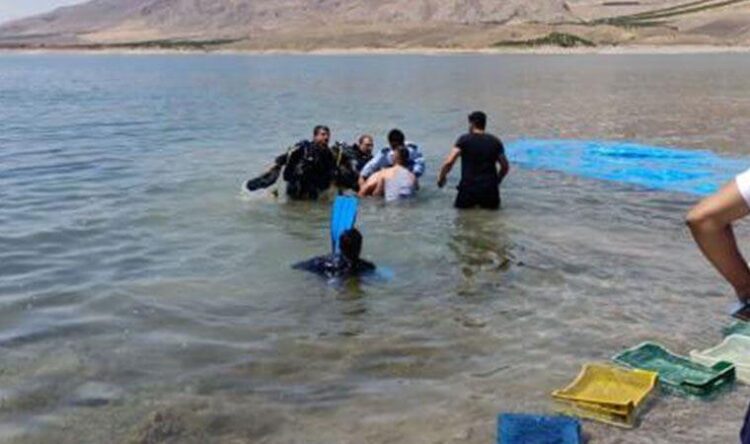 Teknenin pervanesine çarparak hayatını kaybetti