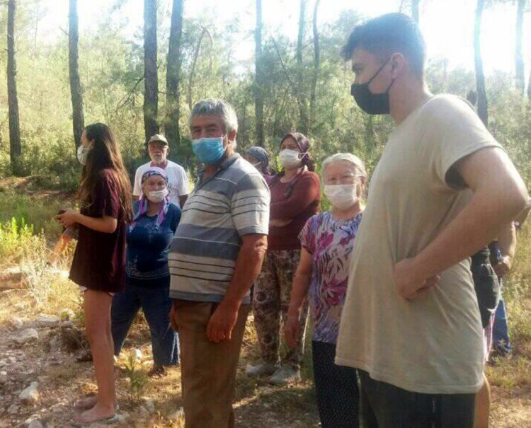 Bayramı ormanda nöbet tutarak geçiriyorlar