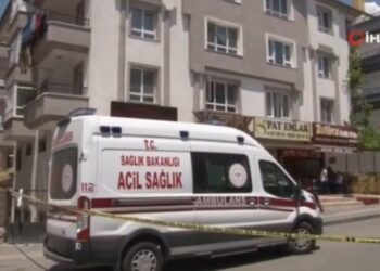 Anneanne kızı ve iki torununu öldürüp intihar etti