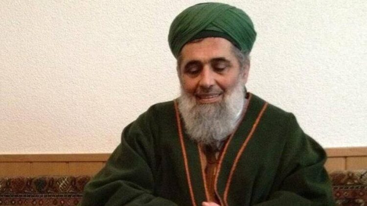 İstismarcı şeyhin kadın müritleri, mağdur kıza ve ailesine saldırdı