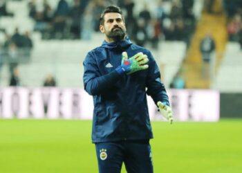 Volkan Demirel’den ayrılık mesajı