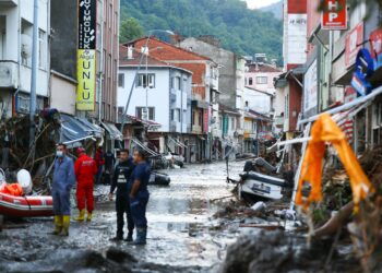 Batı Karadeniz’i sel vurdu: İşte son durum