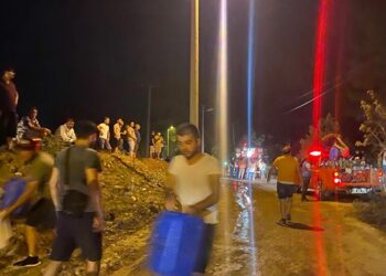 Yangın bölgelerinde halk seferberliği