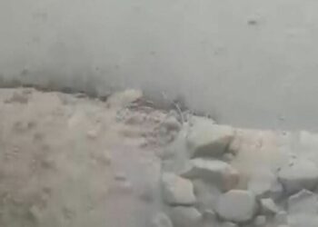 Ağrı Dağı’nın zirvesindeki buzullar eriyor