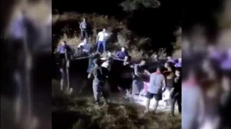 Orman kundakçısı sanarak darbettiler, kız kaçırmaya geldikleri ortaya çıktı