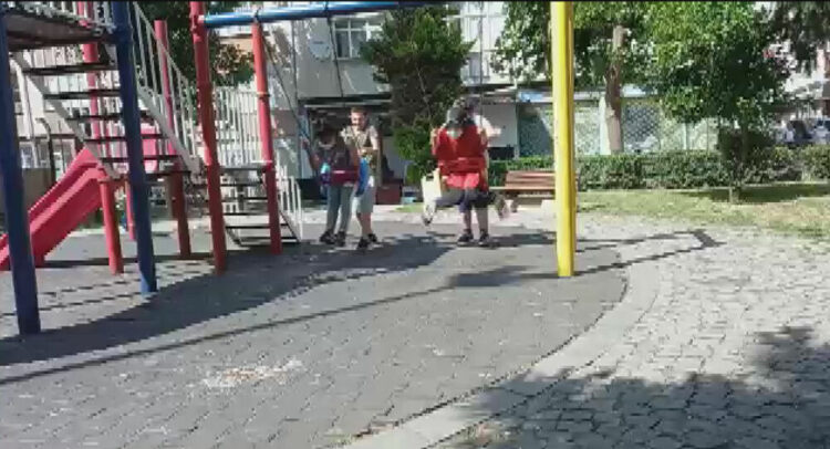 Pikniğe gitmek için evden çıkan 3 kız kayıp