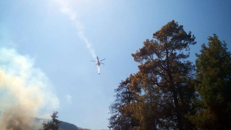 Bucak’ta orman yangını! Köyler boşaltıldı