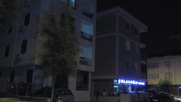 Kartal’da kadın cinayeti: Annesi ve kız kardeşini bıçaklayarak öldürdü