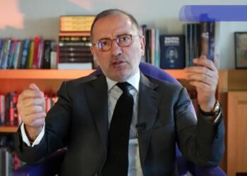 Fatih Altaylı’nın Diyanet’e fotoğraflı yanıtı gündem oldu