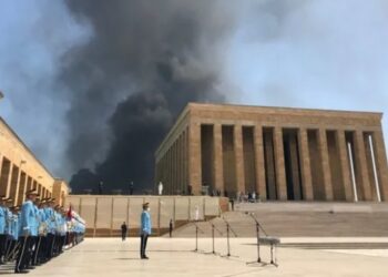 Ankara’da yangın: Dumanlar Anıtkabir’e ulaştı