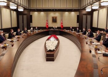 ‘Kardeşim başarı bunun neresinde?’