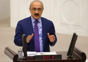 “Otoyol geçiş ihlalinin icra dosyası Bakan Elvan’ın oğluna verildi”