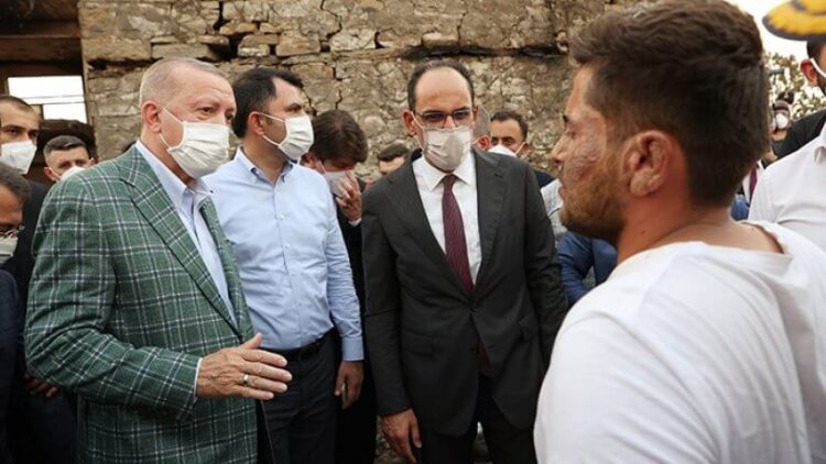 Erdoğan’ın yangın mağduru muhtarla şoke eden pazarlığı