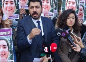 Şiddet gören kadınların davalarına bakan Umur Yıldırım sevgilisini darp etti