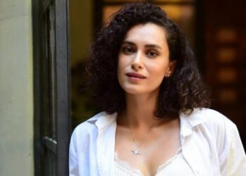 Hande Doğandemir’den yılın aşk bombası