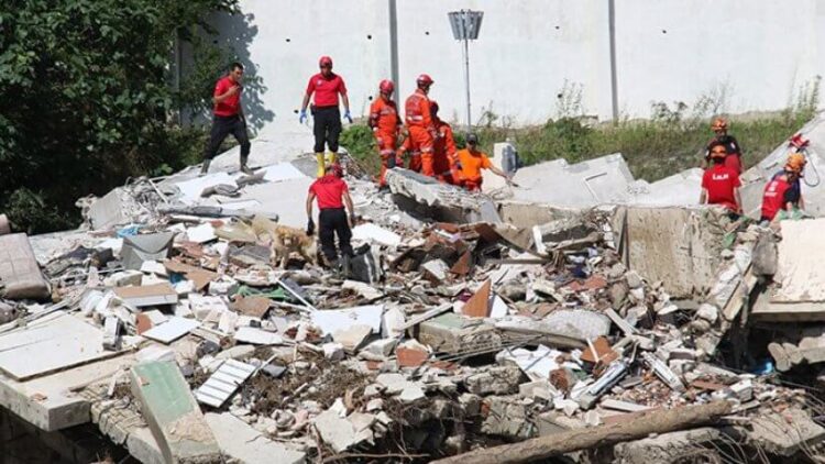 Valilikten açıklama: 250-300 cansız beden çıkarıldığı…