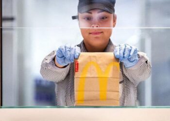 McDonald’s satışını durdurdu