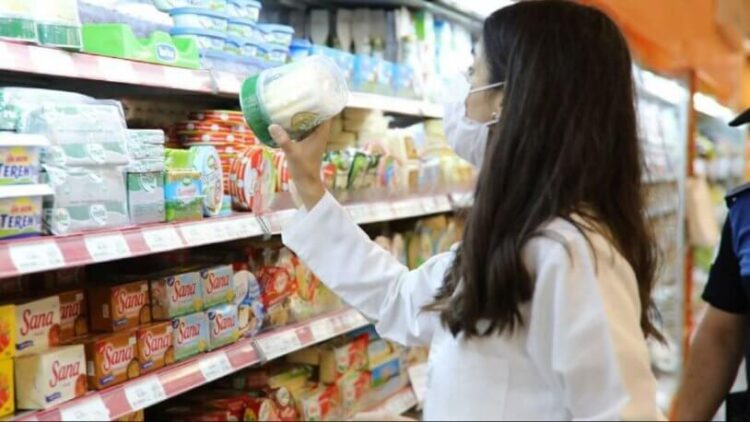 Fahiş zamlar: Vatandaş gramla satın alıyor