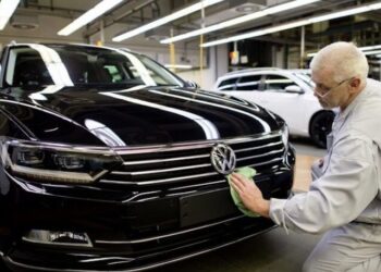 Volkswagen manuel araçlara veda ediyor