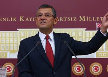 Özgür Özel’den Ömer Çelik’i kızdıracak sözler: Uyan da balığı gidelim…
