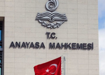 AYM’den tutuklanan 14 emekli general için karar