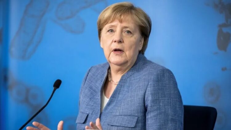 Almanya’da aşı karşıtlığına karşı önlem: Covid testlerinden para alınacak