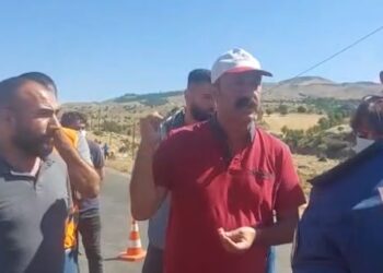 Yangına desteğe gidenlere polis engeli