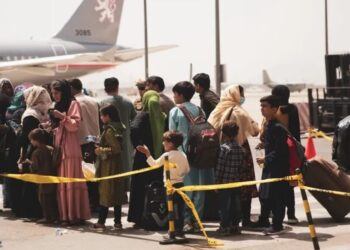 Kabil Havalimanı’nda yaşanan izdihamda bir bebek öldü